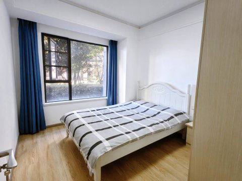 欢迎入住宾至如归公寓(古滇路分店)