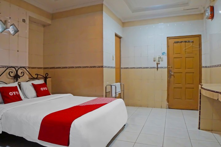 92266 棉兰比纳卡酒店(OYO 92266 Hotel Binaka Medan)