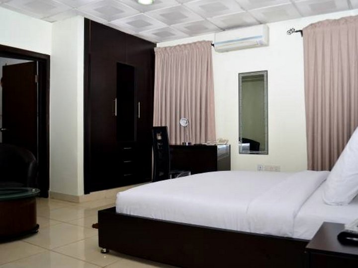 德里格广场酒店(De Rigg Place - Alaka Estate, Surulere)