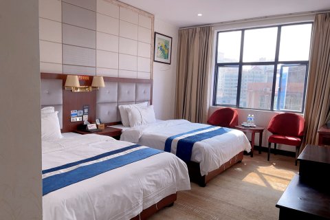 翁源龙鹏大酒店