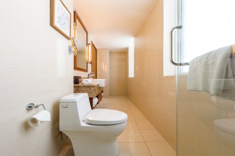 和颐酒店(西宁大新街夜市中心广场店)