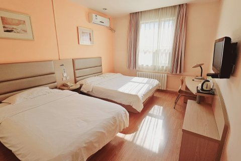 银座佳驿酒店(胶州火车站大润发店)