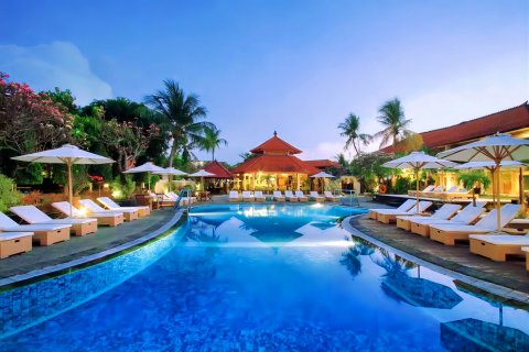 景咖·亲子网红泳池度假冲浪设计师民宿(海棠湾恒大养生谷店)