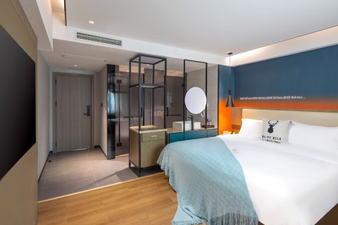 格莱登智慧酒店(万宁高铁东站华亚欢乐城店)