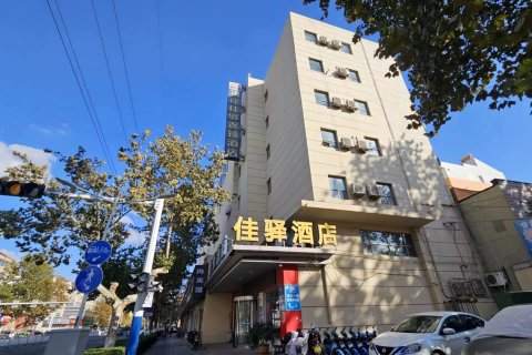 银座佳驿酒店(胶州火车站大润发店)
