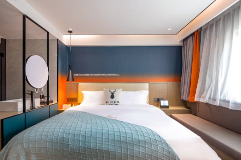 格莱登智慧酒店(万宁高铁东站华亚欢乐城店)