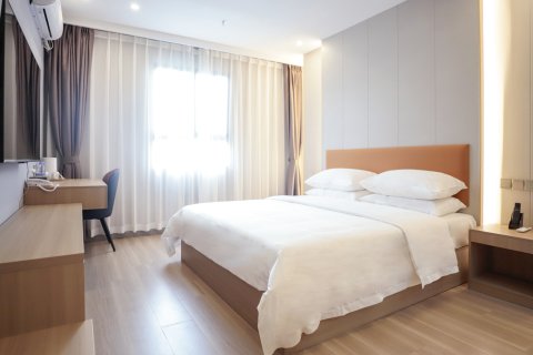 射洪松果轻奢酒店(太和大道店)