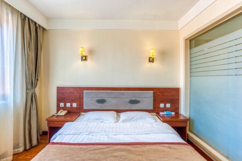 营口红叶皇冠大酒店