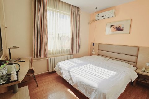 银座佳驿酒店(胶州火车站大润发店)