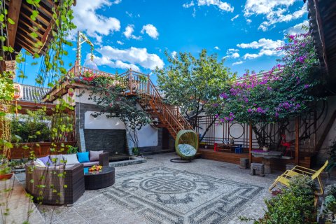 丽江古城一城楼客栈