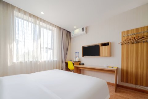 7天优品(长沙五一广场黄兴路步行街店)