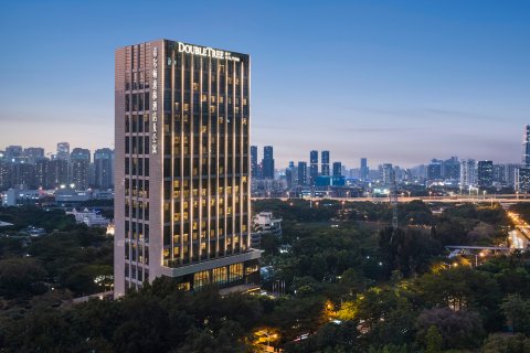 深圳南山希尔顿逸林酒店及公寓