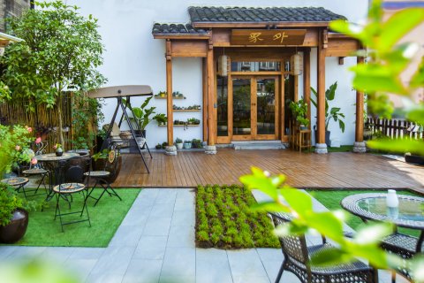 张家界界外客栈(天门山火车站店)