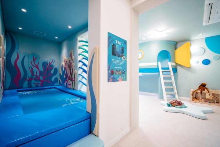 Pico Kids Pool Villa