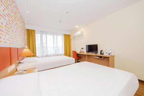 如家酒店(绍兴人民中路鲁迅故里店)