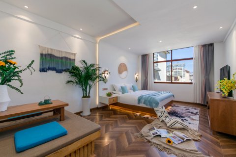 香格里拉云隐三秋客栈(独克宗古城店)