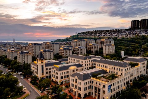 昆明古滇度假酒店(七彩云南欢乐世界店)