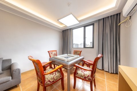 什邡东方假日酒店(什邡高铁西站店)