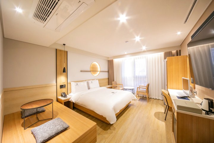 High End (High End Hotel), Pyeongri-Dong, Daegu