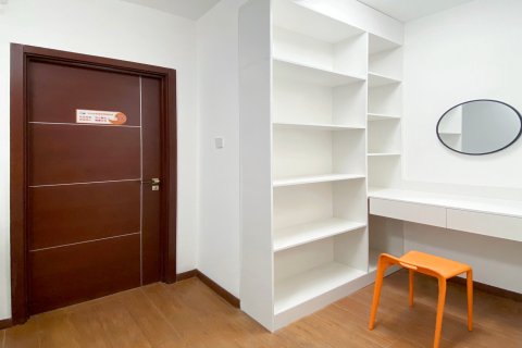 牛油果公寓(彭城苏宁广场1818美食广场店)