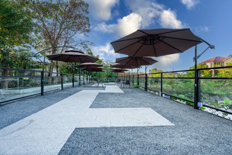 十二间·设计师艺术温汤度假美学美宿(安吉奇幻嘉乐比店)