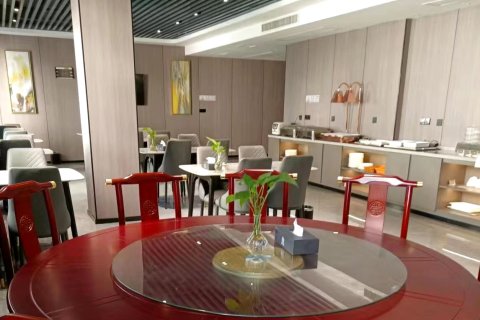 鄂州克里司汀酒店(洋澜高铁市民中心店)