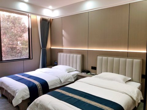 昱晟宾馆(禹州褚河高铁站店)