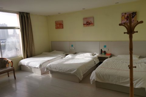 A家连锁酒店(东平店)