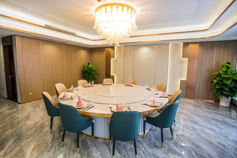 悦凯国际酒店(肇庆四会大旺广场国潮小镇店)