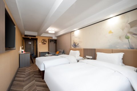 玫瑰大酒店(淄博火车站八大局店)