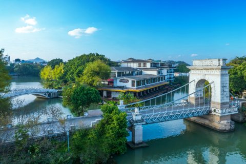 桂林白公馆酒店(象鼻山两江四湖店)