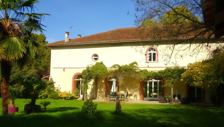 布瓦奥波夫住宿加早餐旅馆(Chambres d'Hôtes le Bois au Boeuf)