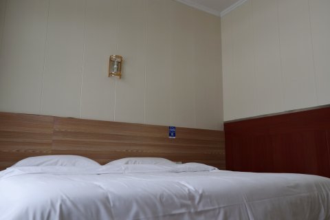 河间一舍商务酒店(中心医院河间分院店)