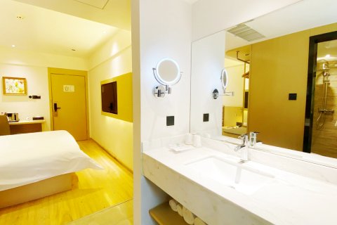 锦江都城酒店(青岛五四广场小麦岛店)