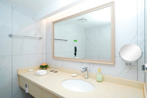 昆明路中韵酒店