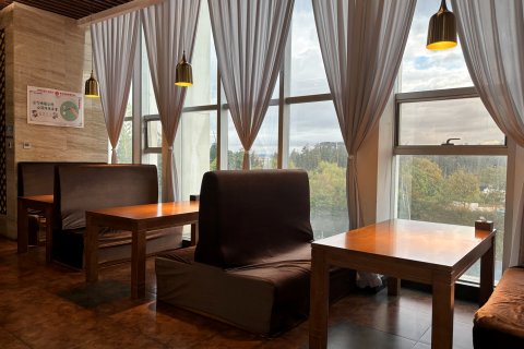 石林红杉湖温泉酒店