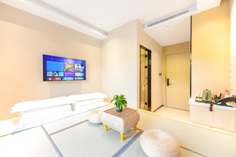 锦泓精品酒店(大连西安路地铁站交大夜市店)