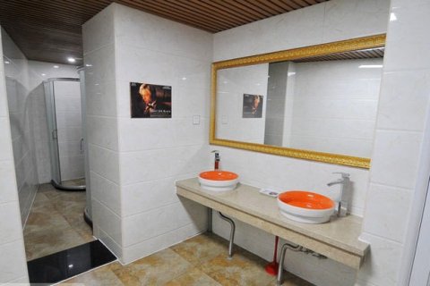 青岛自由行海滨栈桥青年旅社(火车站栈桥店)