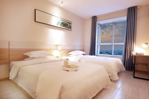 米尼酒店(于都长征大道鹏泰百货店)