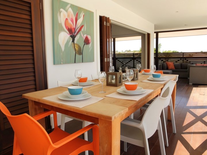 Cozy Holiday Villa at the Damasco Resort Near Jan Thiel on Curacao