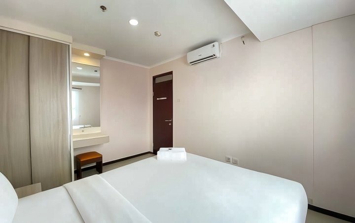 Beautiful and Clean 2Br Apartment at Gateway Pasteur Bandung by Travelio