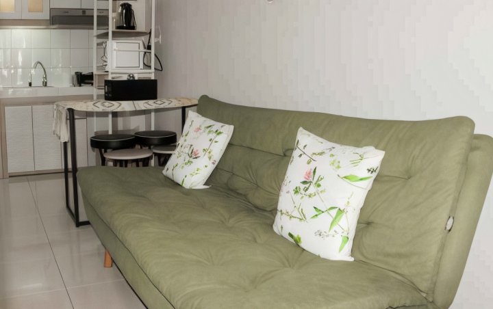 Minimalist and Comfort 2Br at Springlake Summarecon Bekasi Apartment by Travelio