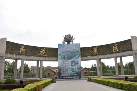 宜朵酒店（滨河公园龙山路店）