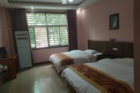 平利昌鸿君悦快捷酒店