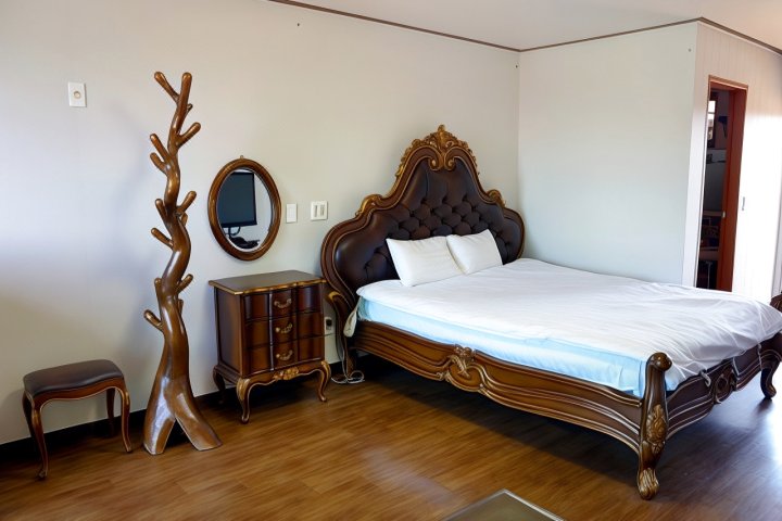 Jeju Oedol Gaenara Bed and Breakfast