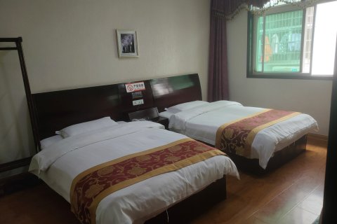 平利昌鸿君悦快捷酒店