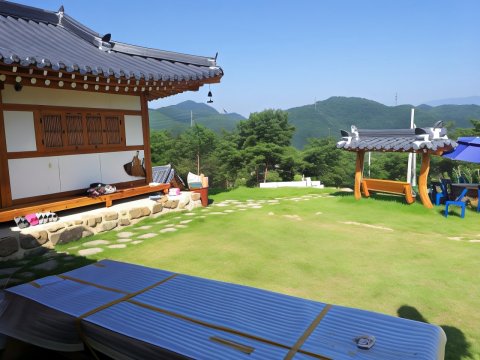 Danyang Geumsusan Hanok Seongjae Pension