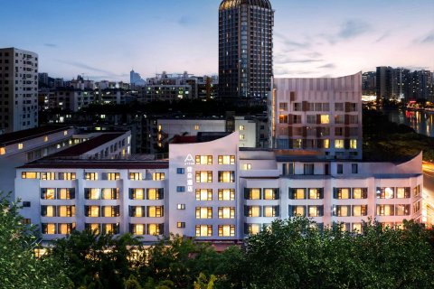 三亚政务中心河东路亚朵酒店