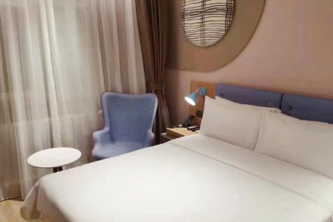 如家酒店(吴忠街心广场店)