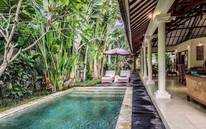巴厘岛乌玛拉斯禅之别墅酒店(Bali Zen Villas Umalas)
